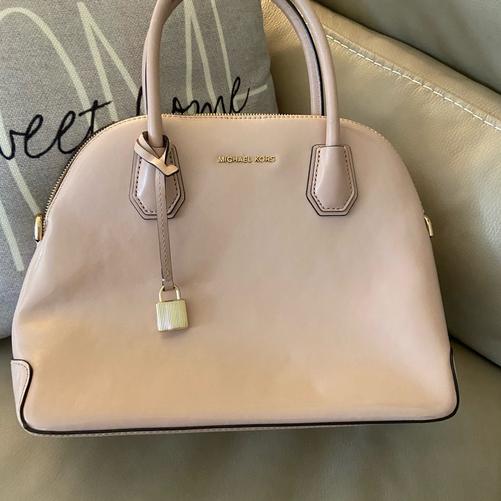 Michael Kors Cream Handbag